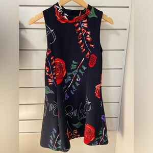 Blue dress with red roses 🌹 unknown designer, size S